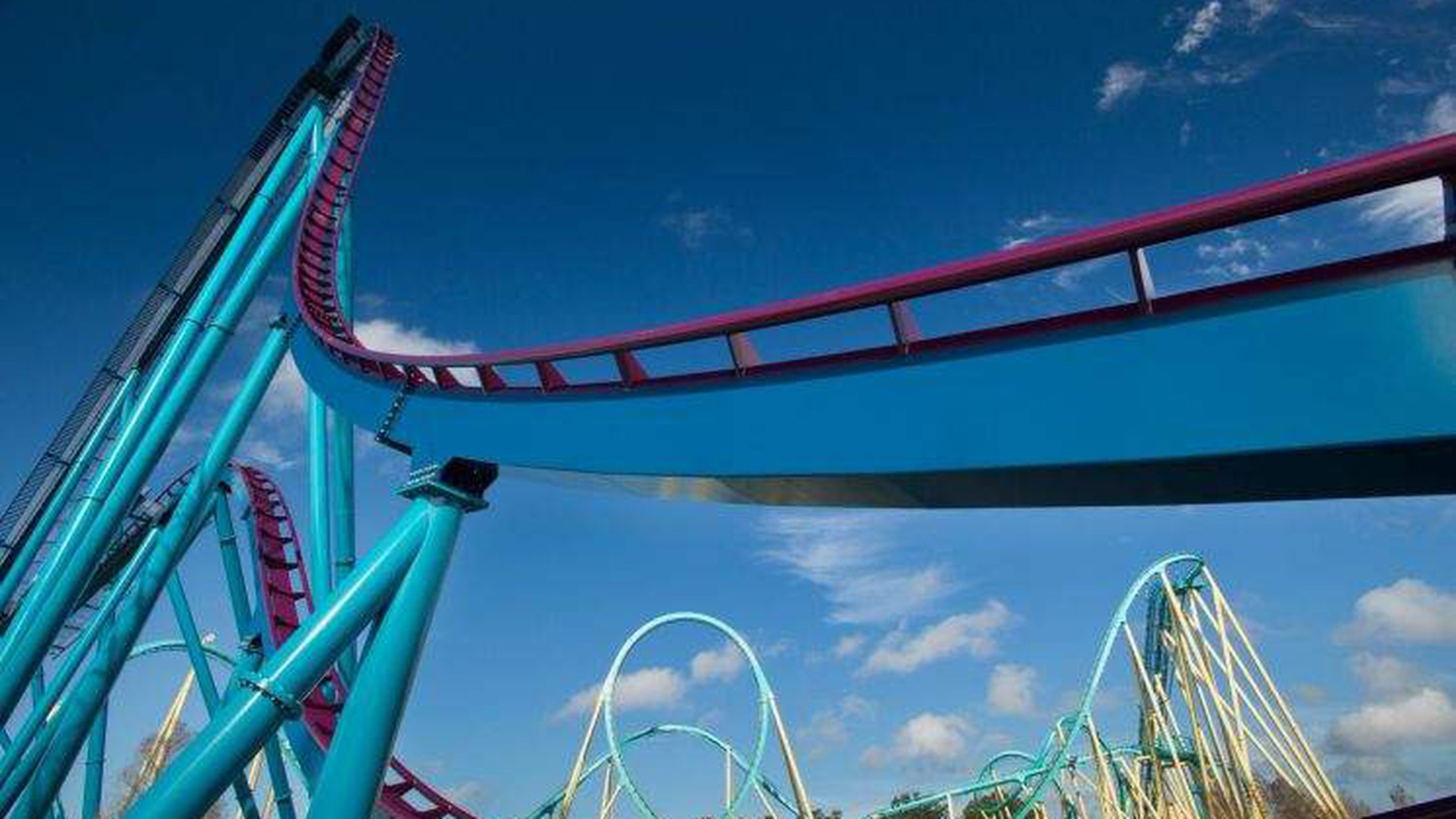 Mako Review Rock n Coasters Podcast
